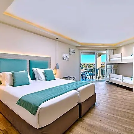 Zakynthos 4* 蒂锡利维