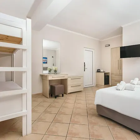 Zakynthos Otel 4*